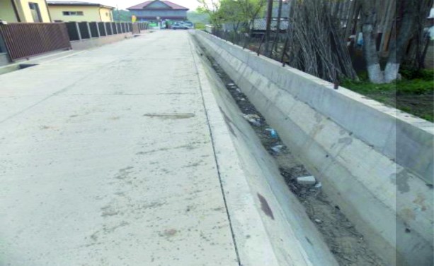 Construcție rigole scurgere + pod Drum județean